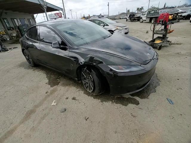 2024 Tesla Model 3 - zdjęcie 13