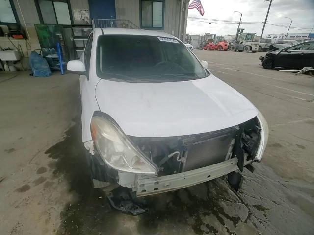 2014 Nissan Versa - zdjęcie 14