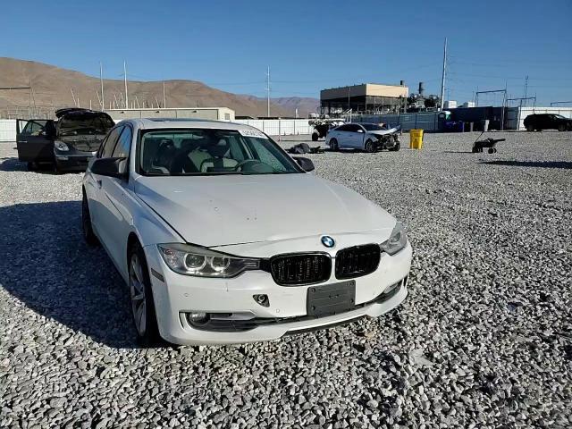 2013 BMW 328 I - zdjęcie 13