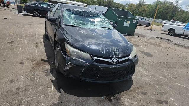 2016 Toyota Camry Se - zdjęcie 13