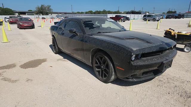 2020 Dodge Challenger Sxt - zdjęcie 14