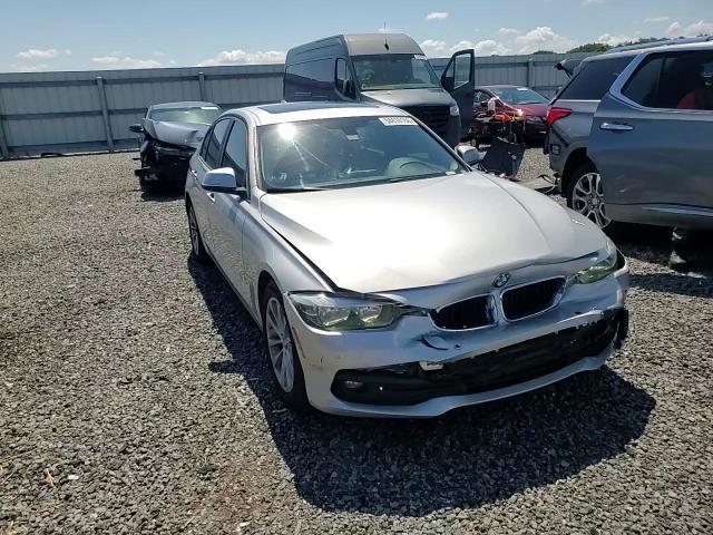 2016 BMW 320 Xi - zdjęcie 13