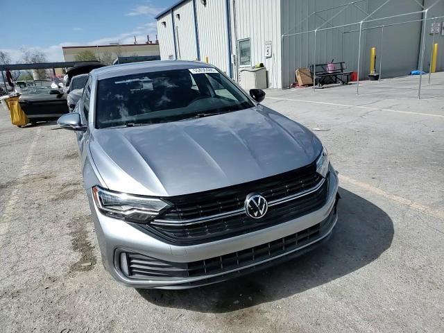 2024 Volkswagen Jetta Sport - zdjęcie 13