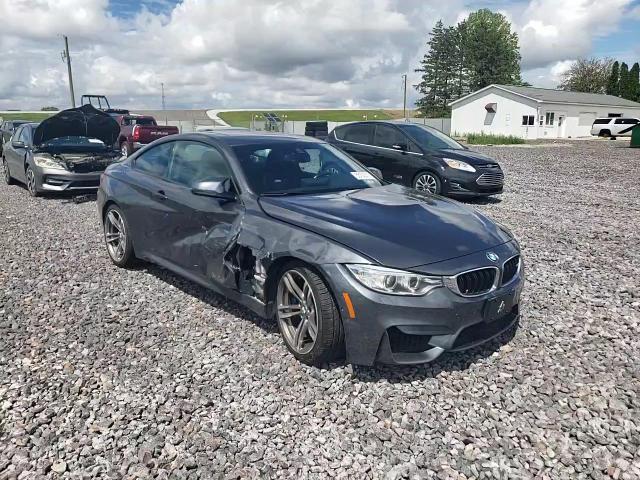 2015 BMW M4 - zdjęcie 13