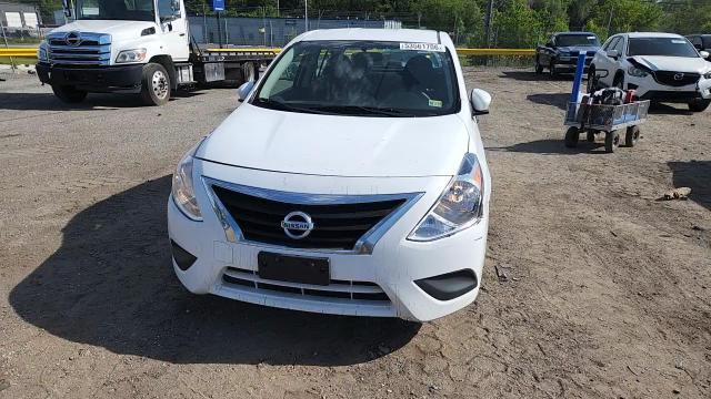 2016 Nissan Versa 1.6 S - zdjęcie 13