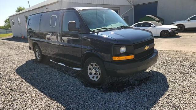 2013 Chevrolet Express G1500 - zdjęcie 15
