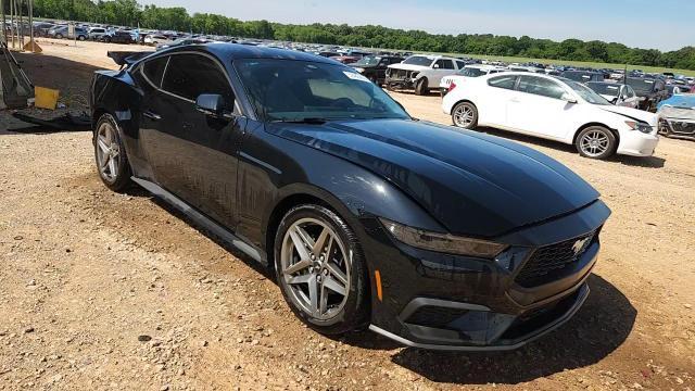 2025 Ford Mustang - zdjęcie 13