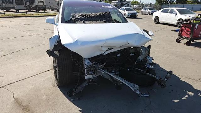 2016 Tesla Model X - zdjęcie 14