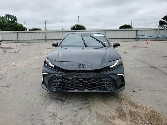 2025 Toyota Camry Xse - zdjęcie 13