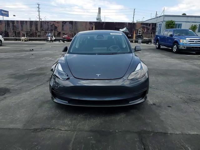 2023 Tesla Model 3 - zdjęcie 13