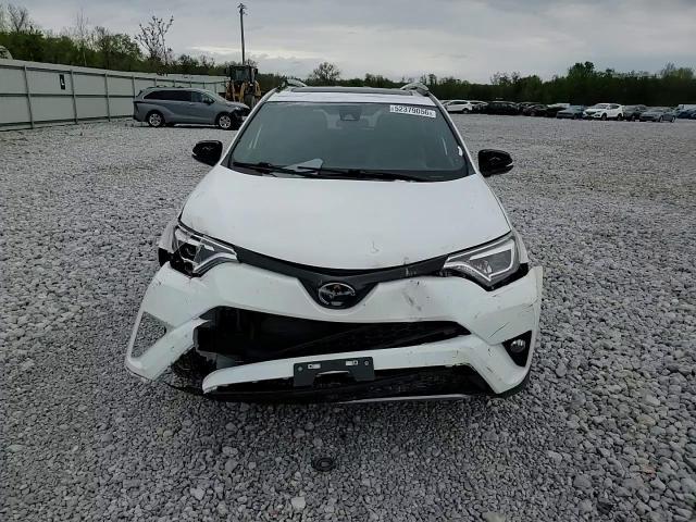 2017 Toyota Rav4 Se - zdjęcie 15