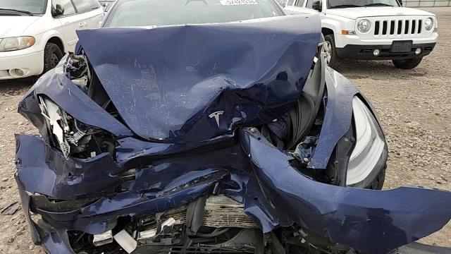 2018 Tesla Model 3 - zdjęcie 13