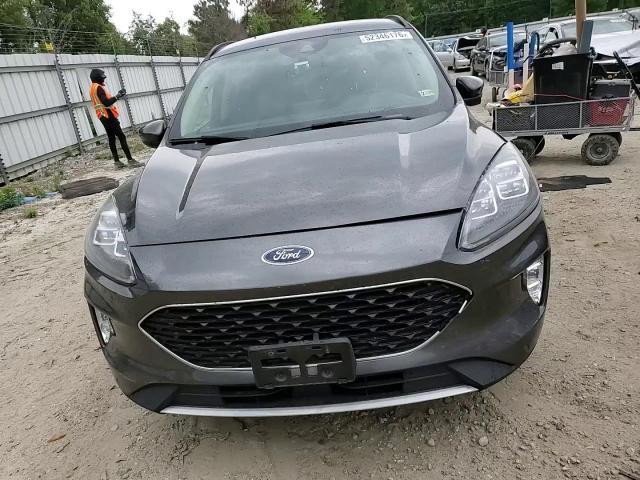 2020 Ford Escape Titanium - zdjęcie 14