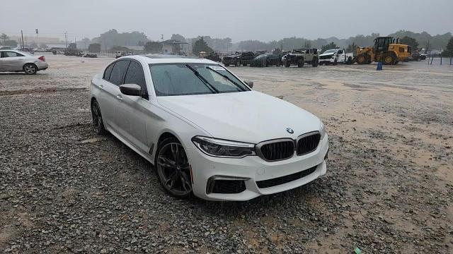 2019 BMW M550Xi - zdjęcie 14