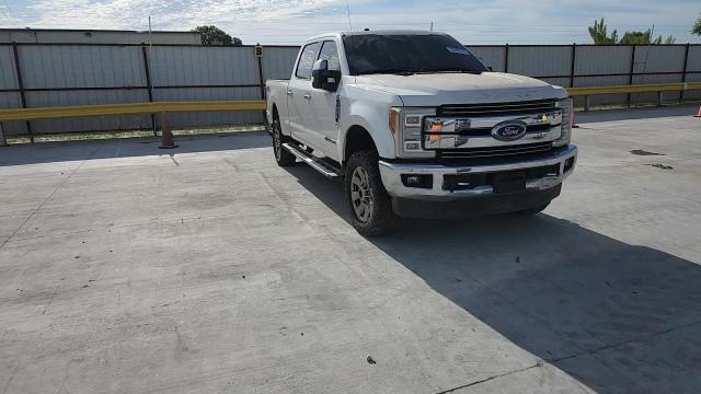2017 Ford F250 Super Duty - zdjęcie 13