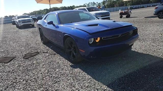 2018 Dodge Challenger R - zdjęcie 13