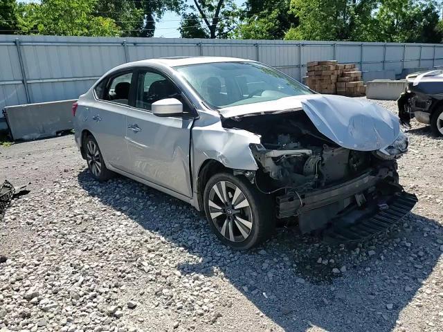 2019 Nissan Sentra Sv - zdjęcie 14