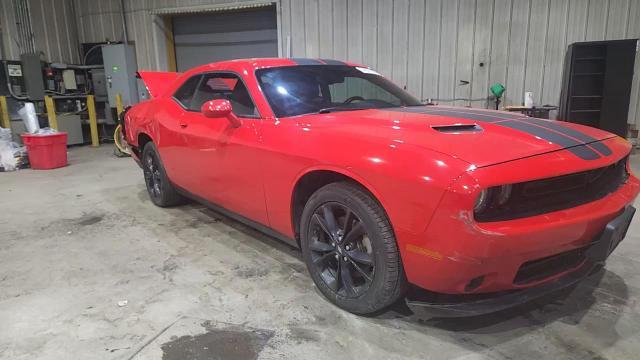 2021 Dodge Challenger Sxt - zdjęcie 13