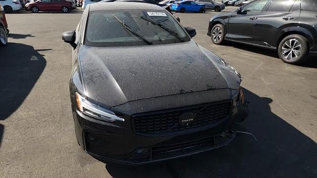 2024 Volvo S60 Plus - zdjęcie 13
