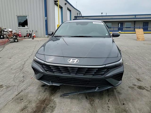 2025 Hyundai Elantra Sel Sport - zdjęcie 13