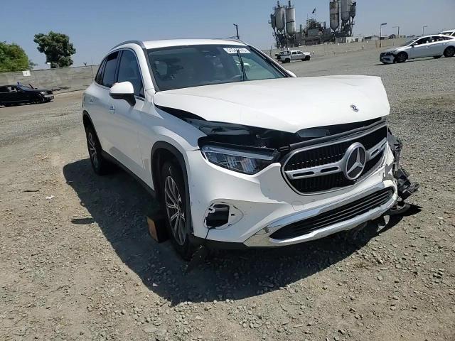 2024 Mercedes-Benz Glc 300 - zdjęcie 14
