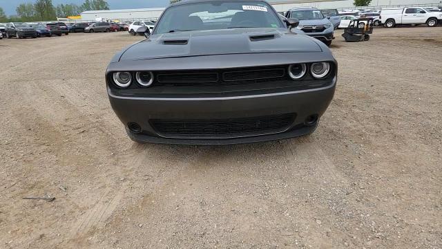 2020 Dodge Challenger Sxt - zdjęcie 13