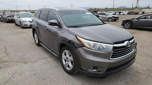 2015 Toyota Highlander Limited - zdjęcie 15