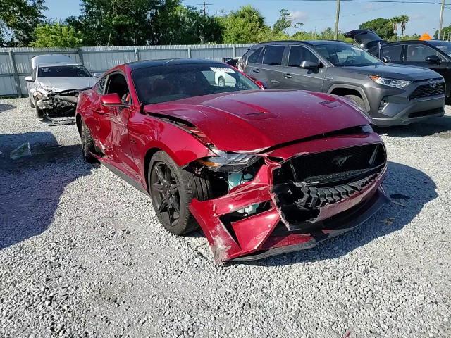2019 Ford Mustang - zdjęcie 13
