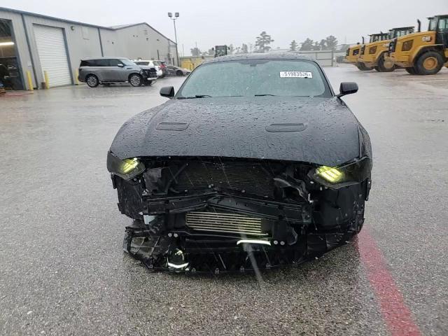 2019 Ford Mustang - zdjęcie 14