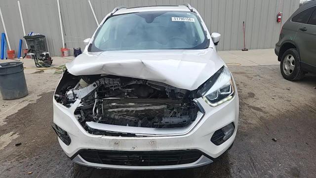 2017 Ford Escape Titanium - zdjęcie 15