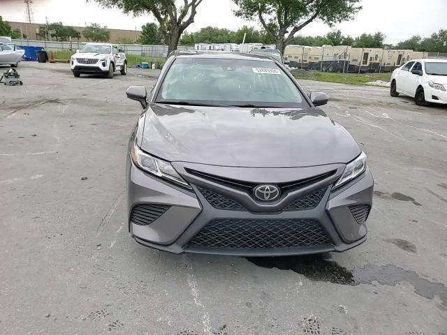2018 Toyota Camry Se - zdjęcie 13