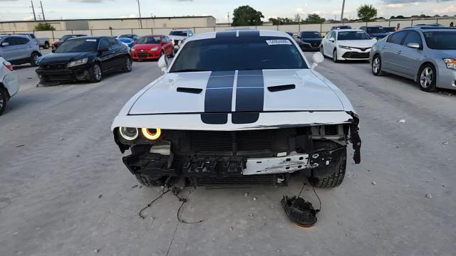 2023 Dodge Challenger Sxt - zdjęcie 14