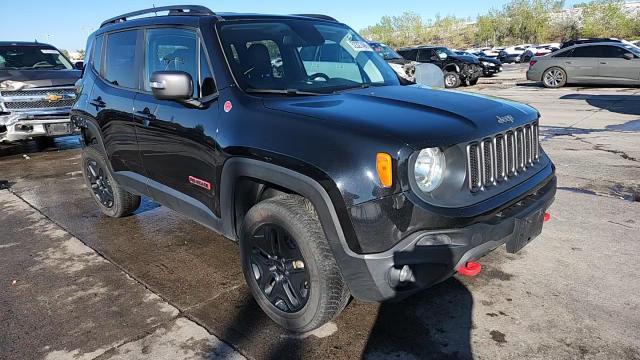 2018 Jeep Renegade Trailhawk - zdjęcie 13