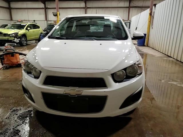 2014 Chevrolet Sonic Lt - zdjęcie 13