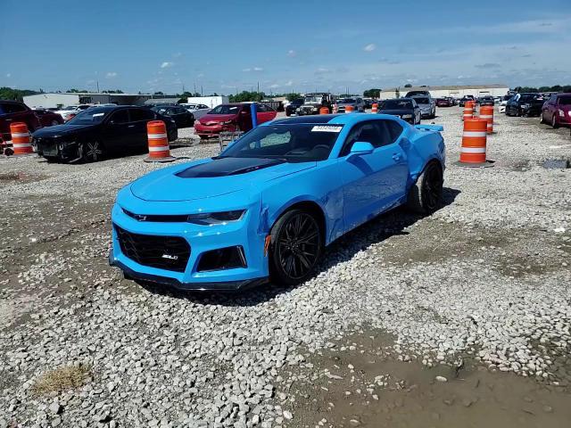 2022 Chevrolet Camaro Zl1 - zdjęcie 13
