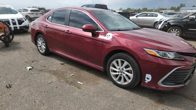 2021 Toyota Camry Le - zdjęcie 13