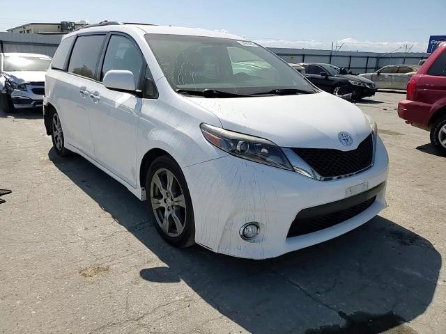 2017 Toyota Sienna Se - zdjęcie 13