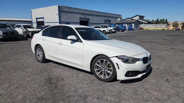 2017 BMW 320 I - zdjęcie 13