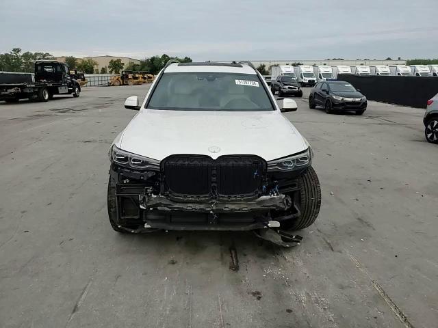 2021 BMW X7 xDrive40I - zdjęcie 15