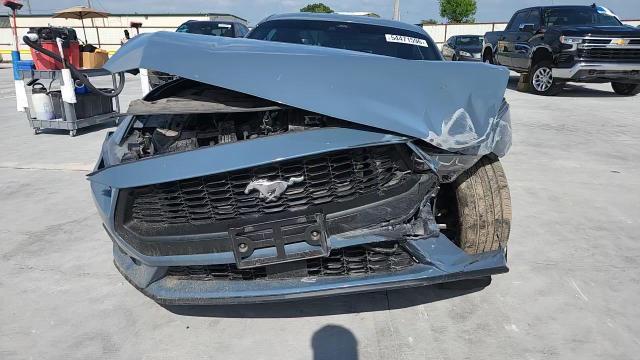 2024 Ford Mustang - zdjęcie 13