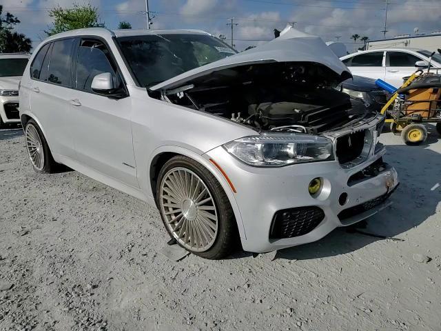 2017 BMW X5 xDrive50I - zdjęcie 14