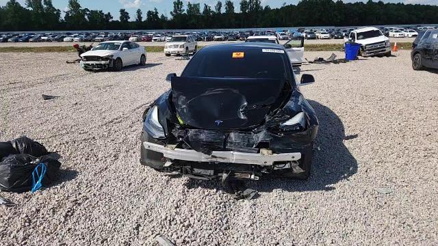 2019 Tesla Model 3 - zdjęcie 14