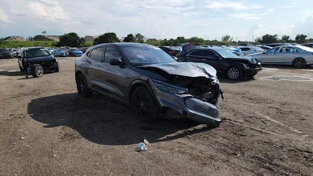 2023 Ford Mustang Mach-E Premium - zdjęcie 13