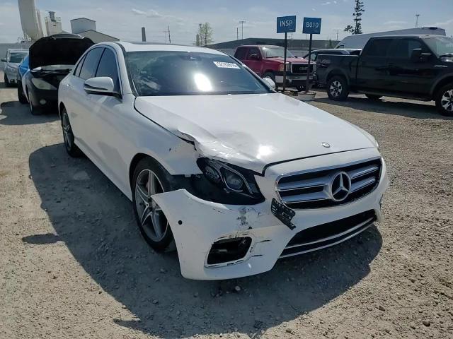2017 Mercedes-Benz E 300 4Matic - zdjęcie 13