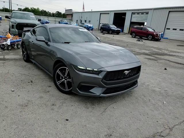 2025 Ford Mustang - zdjęcie 13