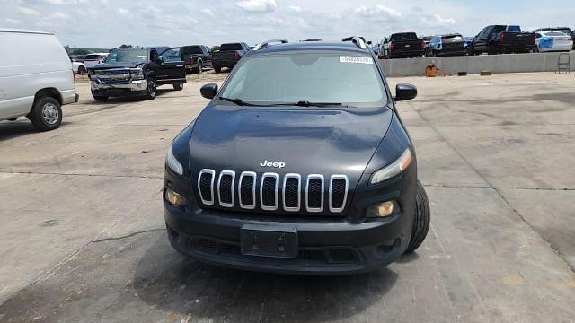 2017 Jeep Cheerokee - zdjęcie 14