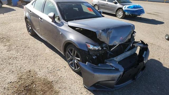 2016 Lexus Is 300 - zdjęcie 13