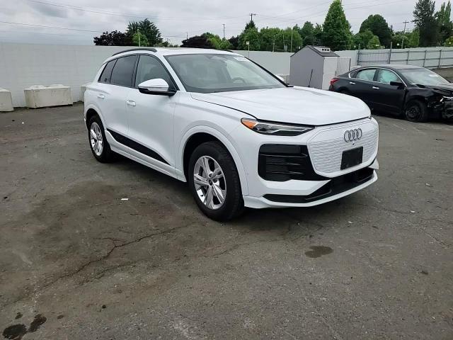 2025 Audi Q6 E-Tron Premium - zdjęcie 13