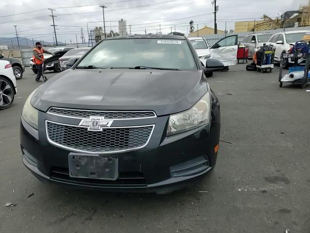 2014 Chevrolet Cruze - zdjęcie 13