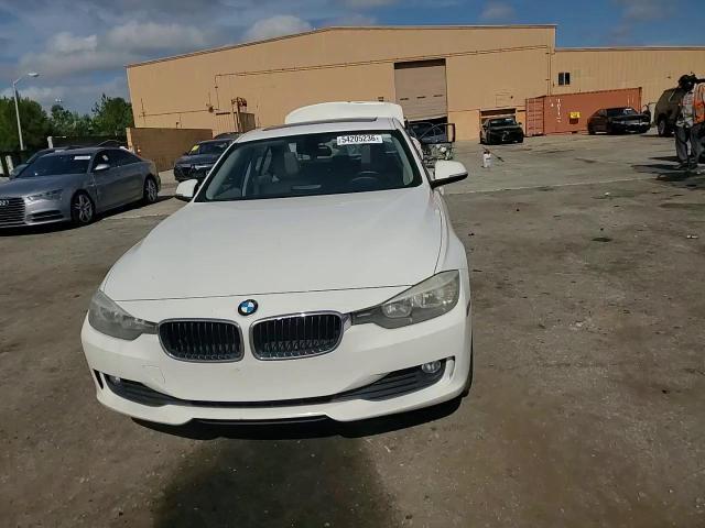 2013 BMW 320 I - zdjęcie 13